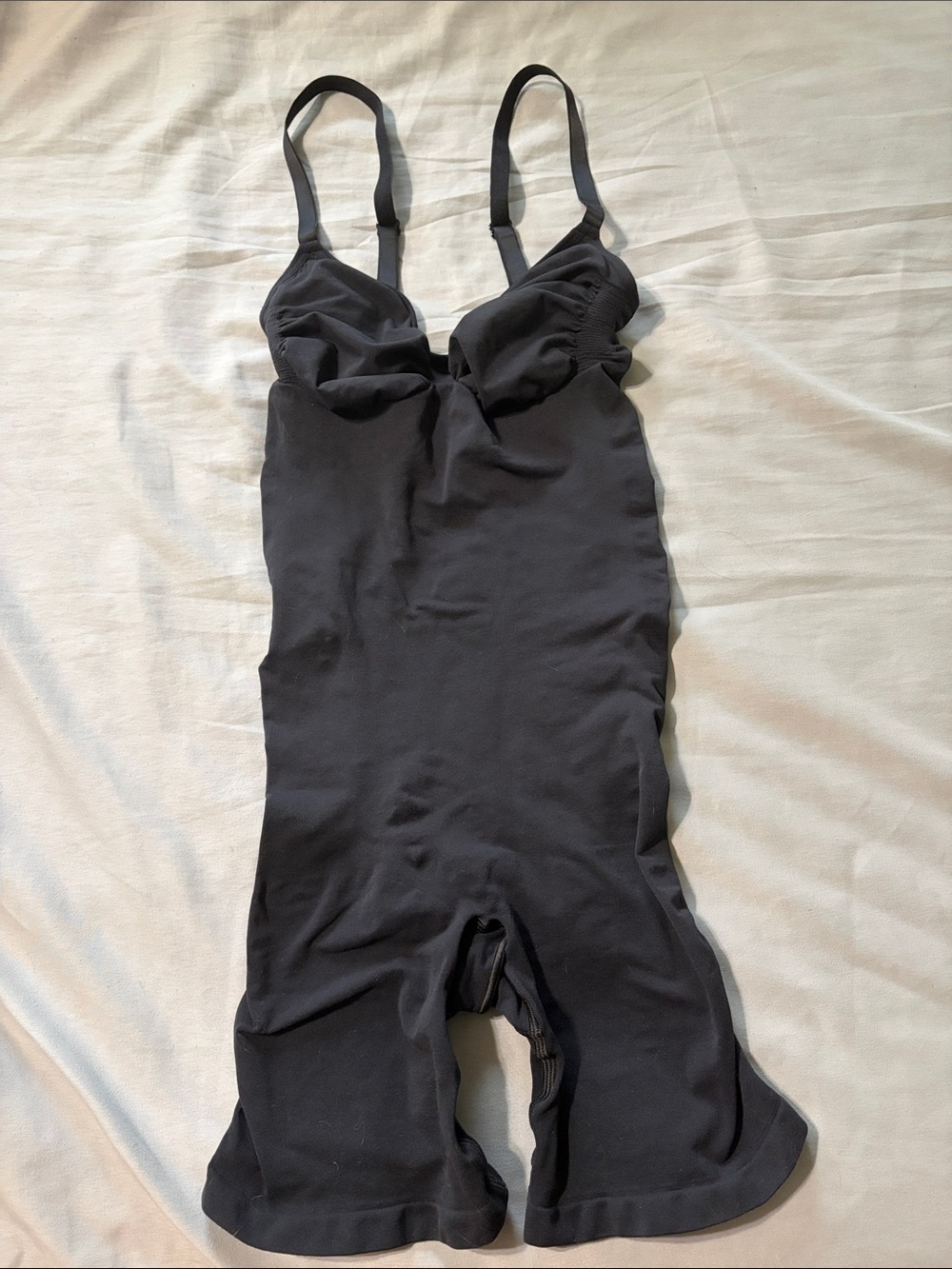 Skims NWOT Seamless Sculpt Mid-Thigh Bodysuit Onyx Black Size XL - Picture 5 of 13